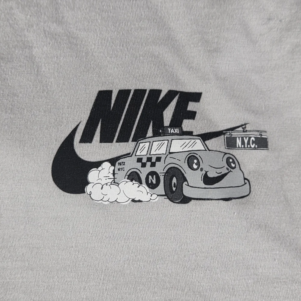 NIKE NYC Cabbie Fare Taxi Gray Cab Tee XXL Street Wear Man Unisex